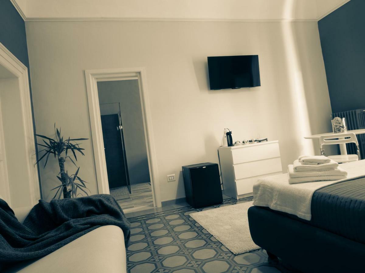 Ajde Rooms & Breakfast Трани Екстериор снимка