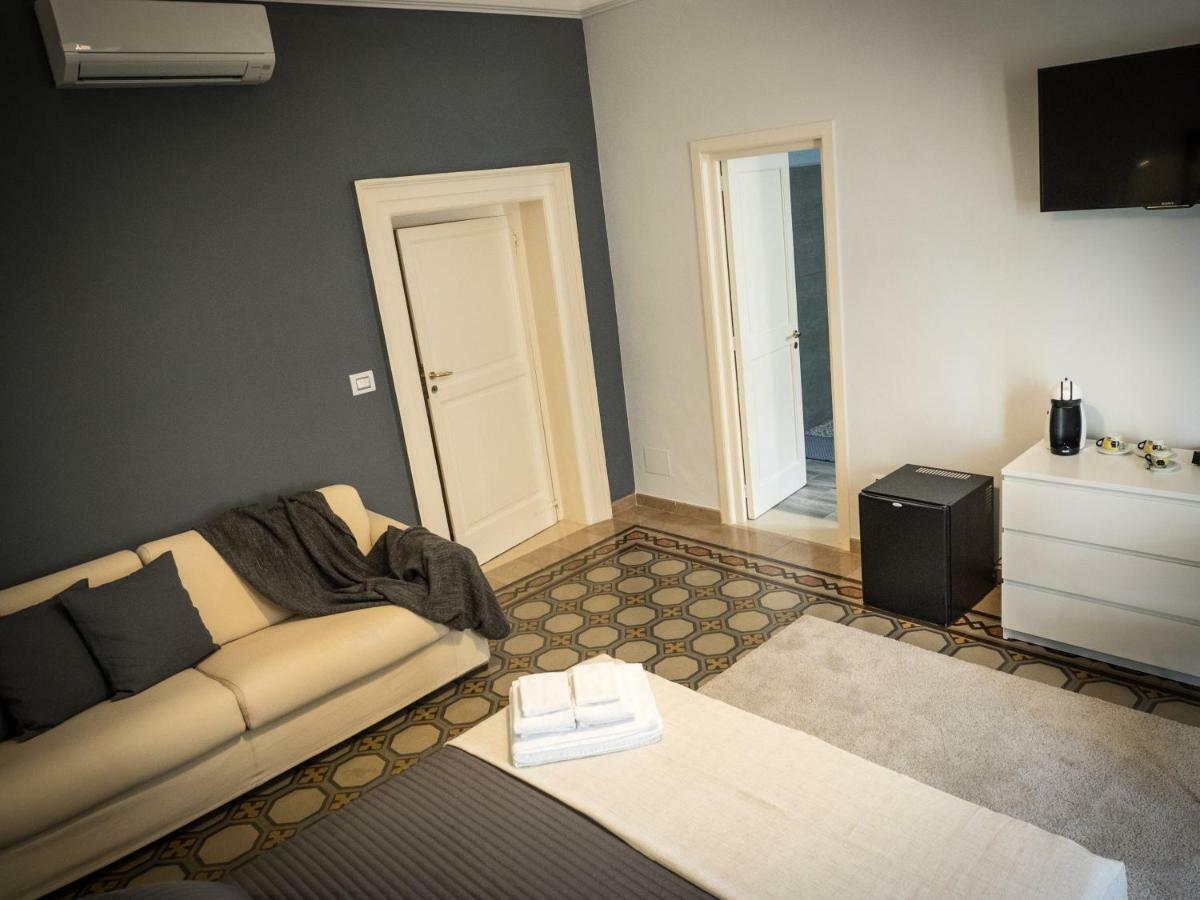 Ajde Rooms & Breakfast Трани Екстериор снимка